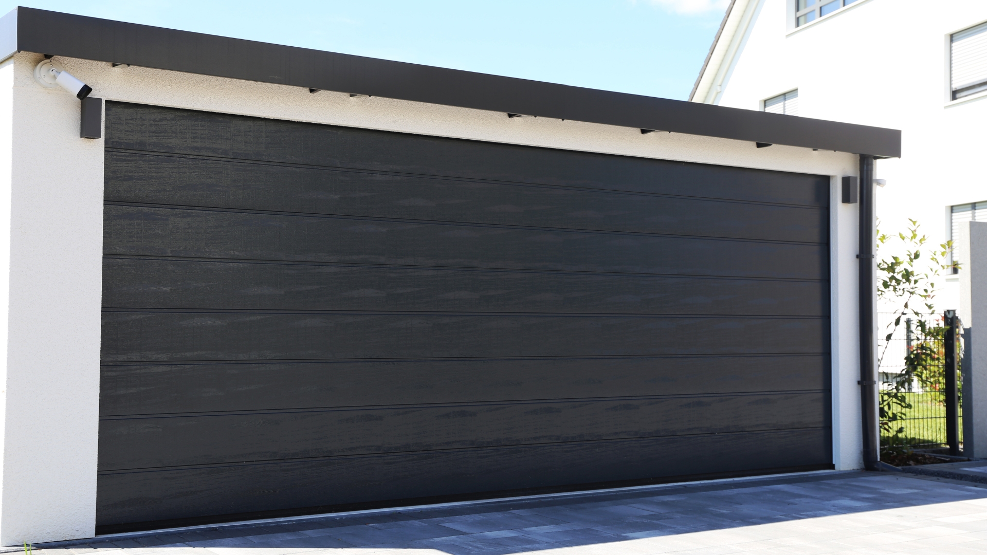 Best Garage Door Materials for Humid Climates